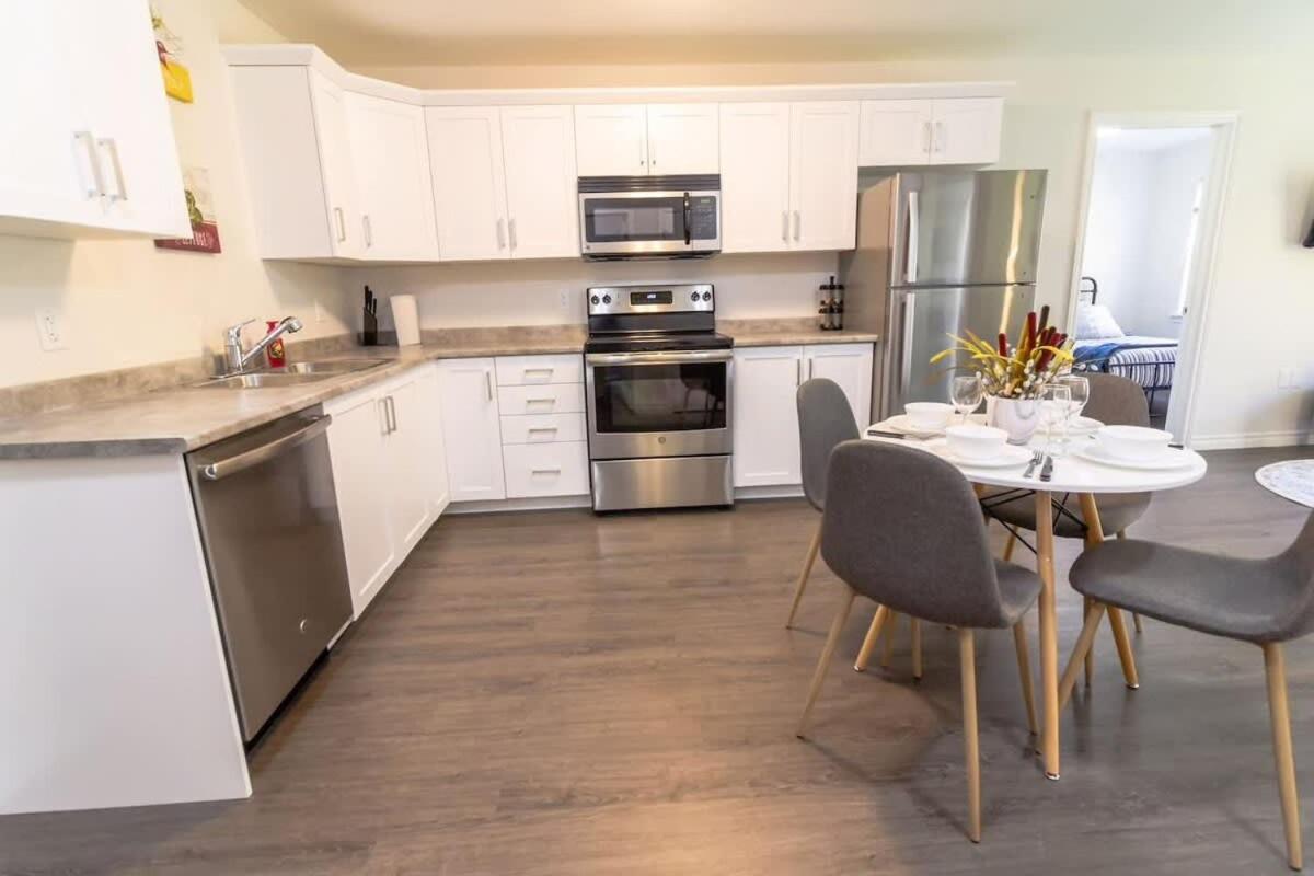 Brand New Gorgeous Condo Near Unb & Hospital Coffee Parking 202 Saint John Ngoại thất bức ảnh